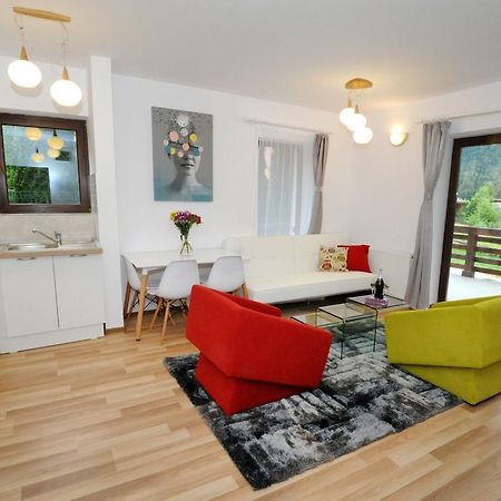 Yael Luxury Apartments 1 Buşteni Екстериор снимка